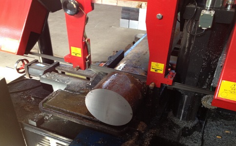 玉州卧式带锯床加工时出现明显振荡如何排查？